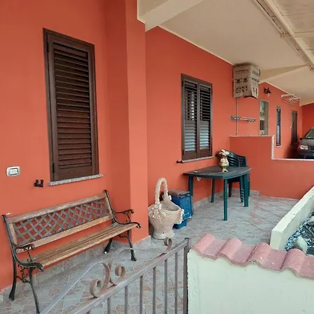 Nyaraló Casa Vacanze Al Mare *